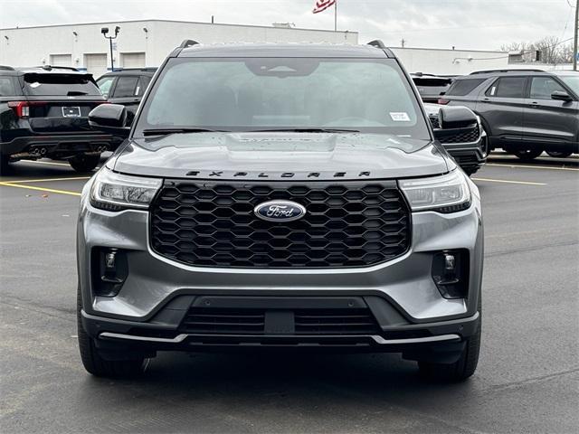 new 2025 Ford Explorer car