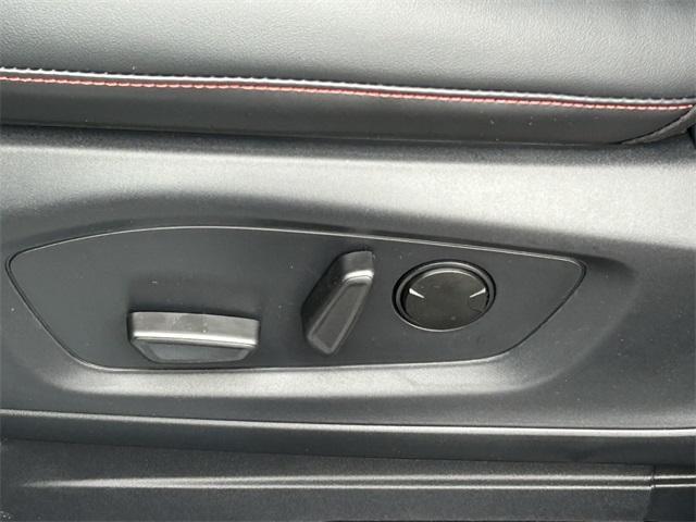 new 2025 Ford Explorer car