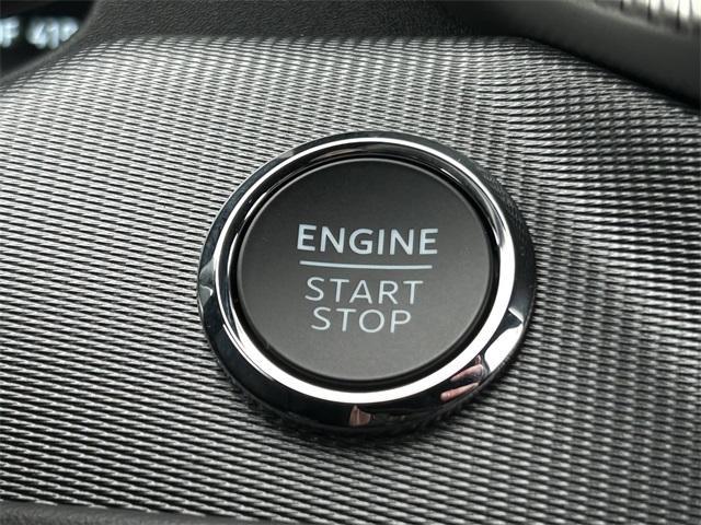 new 2025 Ford Explorer car