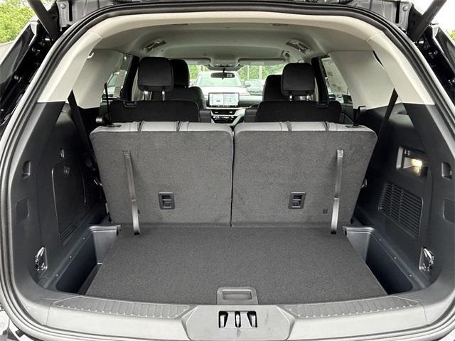 new 2025 Ford Explorer car
