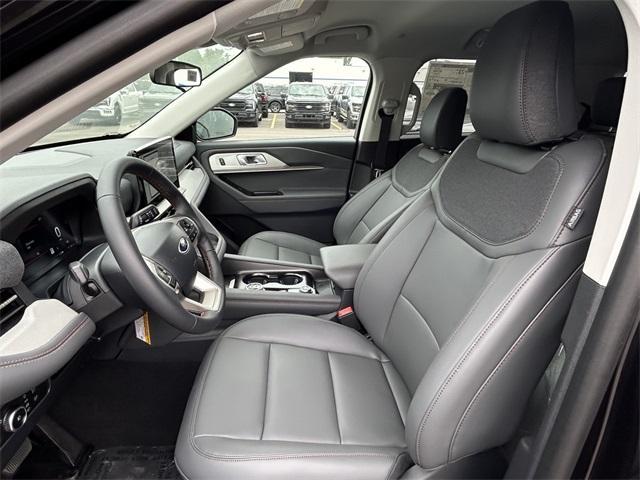 new 2025 Ford Explorer car