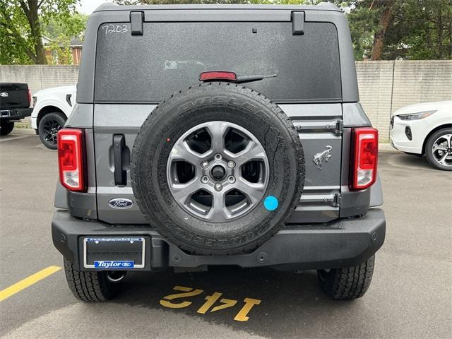 new 2025 Ford Bronco car