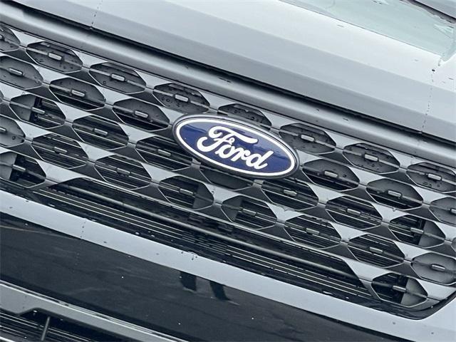 new 2025 Ford Maverick car
