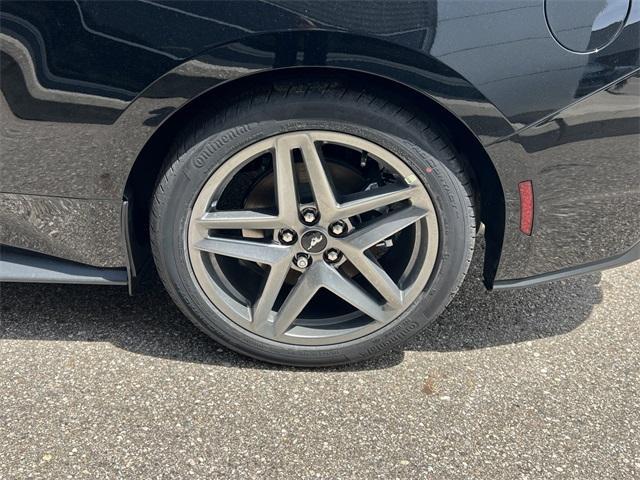new 2025 Ford Mustang car