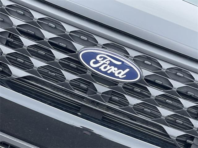 new 2025 Ford Maverick car