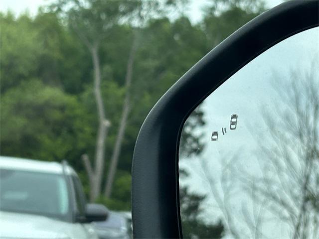 new 2025 Ford Explorer car