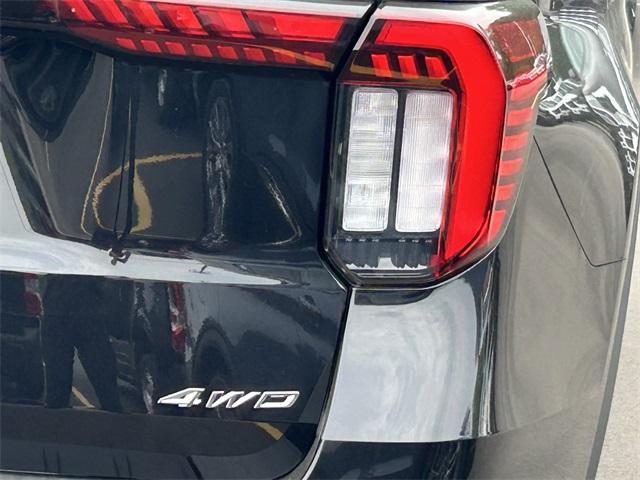 new 2025 Ford Explorer car