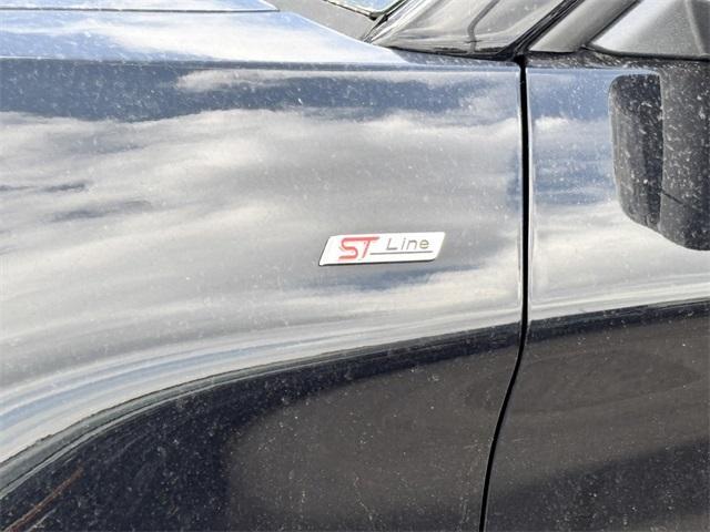 new 2025 Ford Explorer car