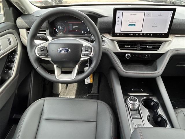 new 2025 Ford Explorer car