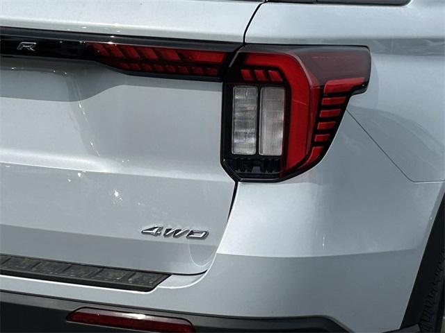 new 2025 Ford Explorer car