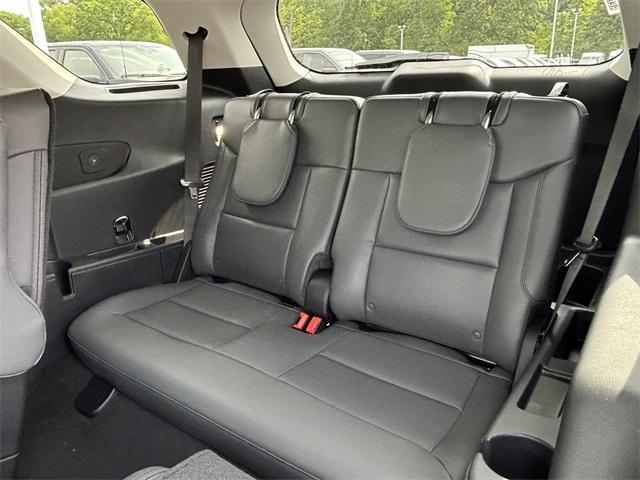 new 2025 Ford Explorer car