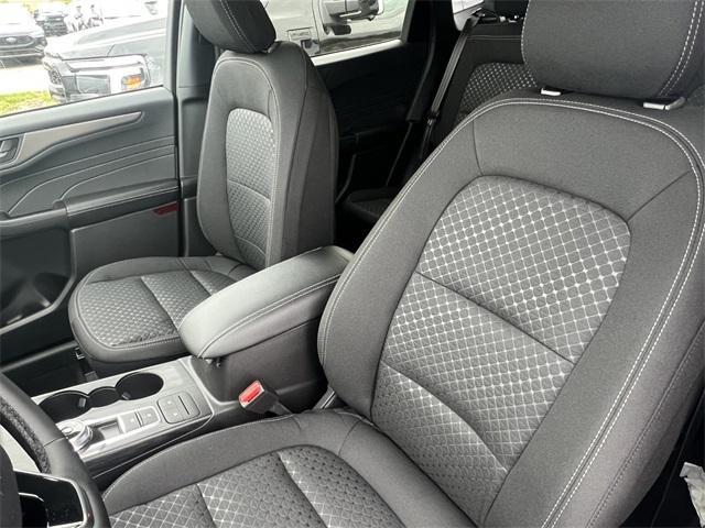 new 2025 Ford Escape car