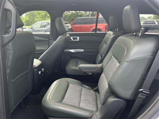 used 2022 Ford Explorer car, priced at $35,628
