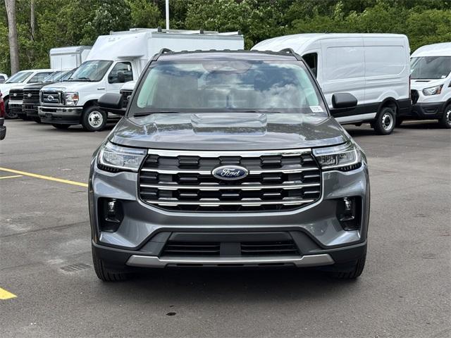 new 2025 Ford Explorer car