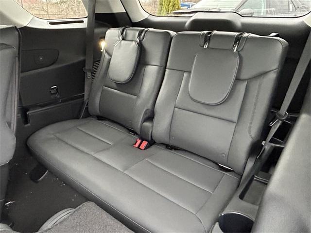 new 2025 Ford Explorer car