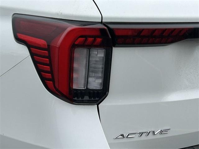 new 2025 Ford Explorer car