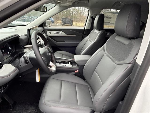 new 2025 Ford Explorer car