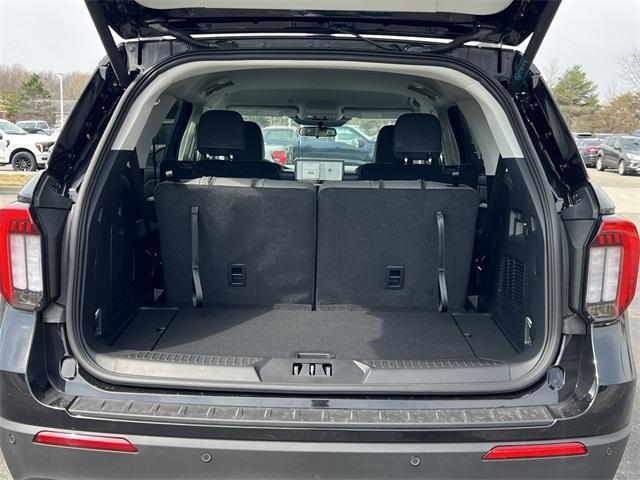 new 2025 Ford Explorer car