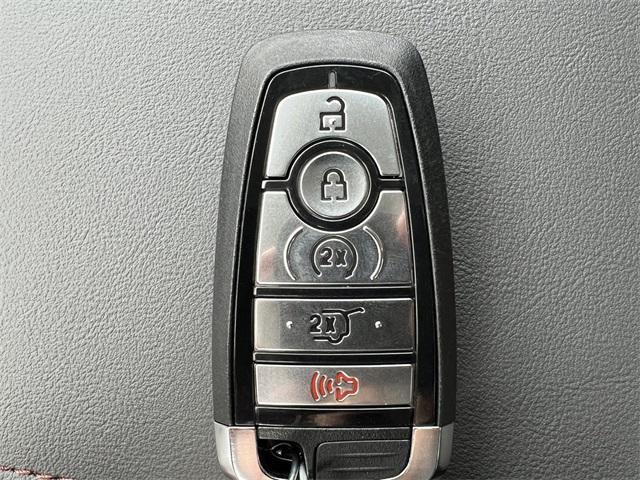 new 2025 Ford Explorer car