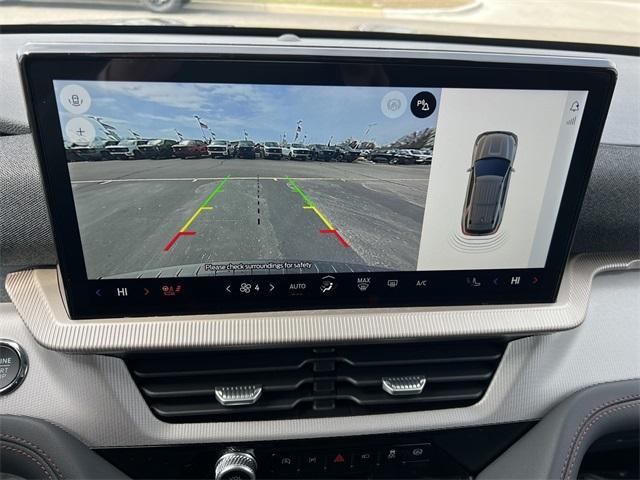 new 2025 Ford Explorer car