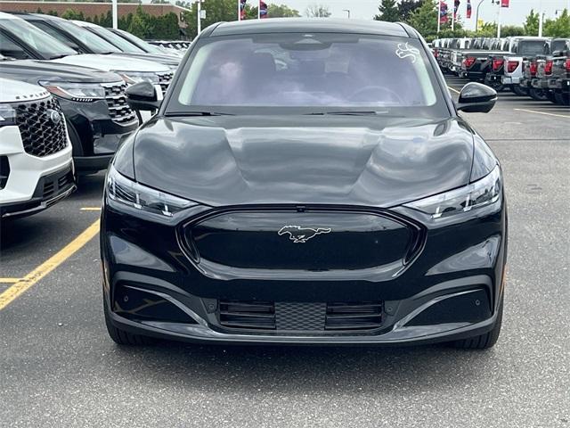 new 2025 Ford Mustang Mach-E car