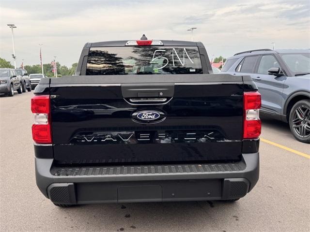 new 2025 Ford Maverick car