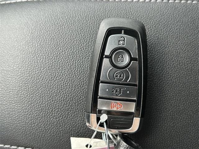 new 2025 Ford Escape PHEV car