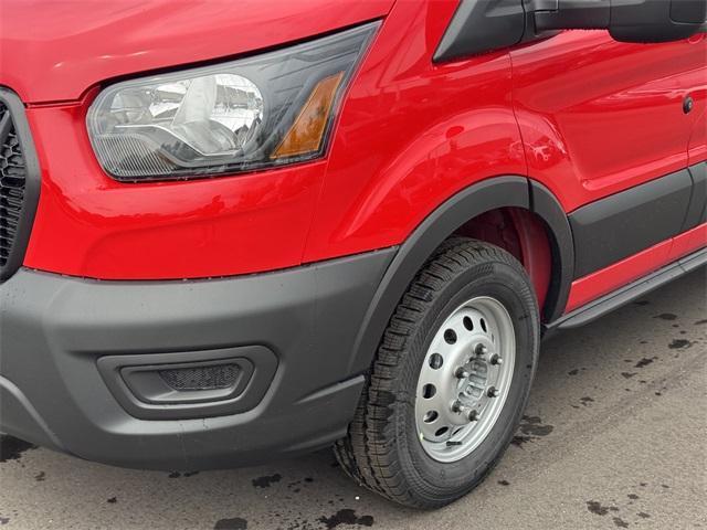 new 2025 Ford Transit-250 car