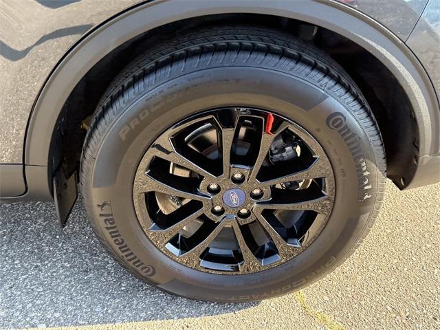 used 2022 Ford Escape car, priced at $21,999