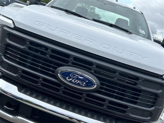 new 2024 Ford F-350 car, priced at $45,297