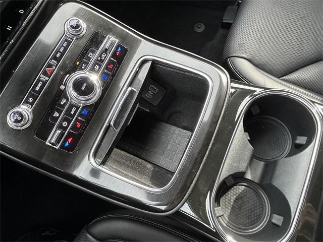 used 2022 Lincoln Nautilus car, priced at $35,998