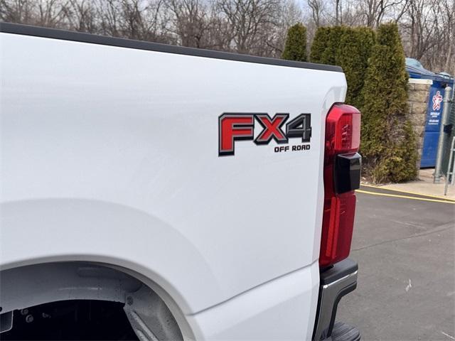 new 2025 Ford F-350 car