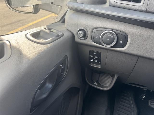 new 2025 Ford Transit-350 car