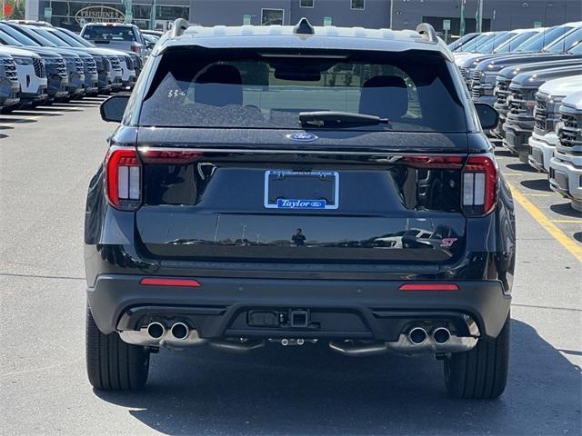 new 2025 Ford Explorer car