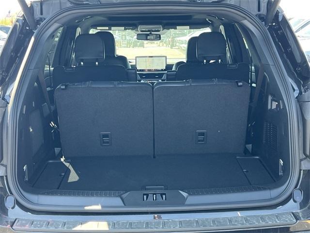 new 2025 Ford Explorer car