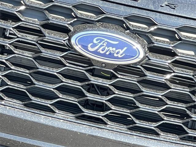 new 2025 Ford Explorer car