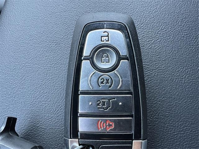 new 2025 Ford Explorer car