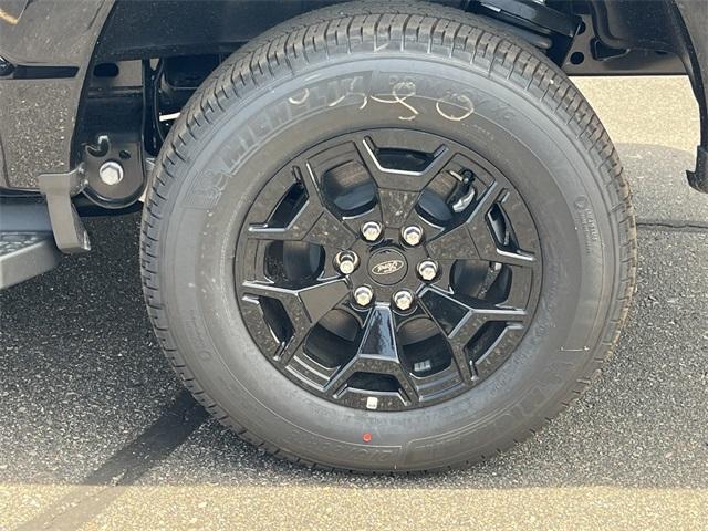new 2025 Ford F-150 Lightning car
