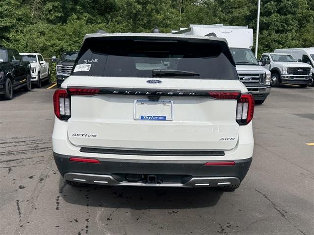 new 2025 Ford Explorer car