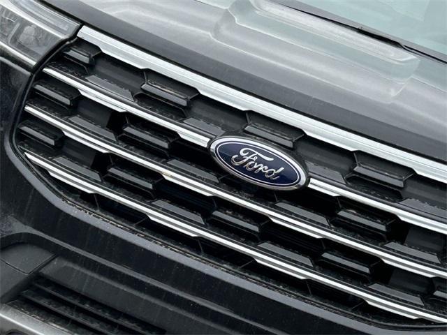 new 2025 Ford Explorer car