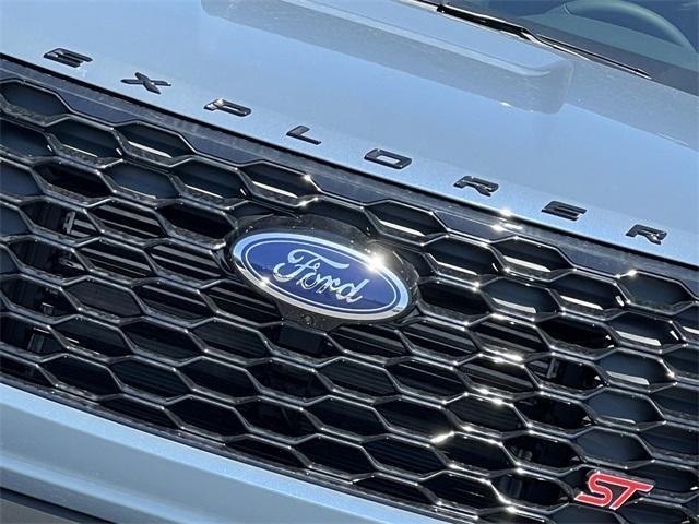 new 2025 Ford Explorer car