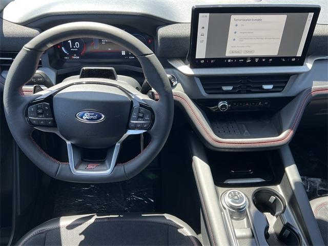 new 2025 Ford Explorer car