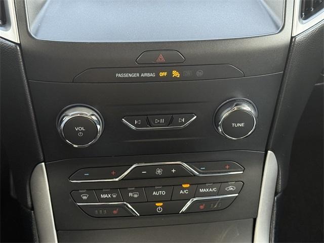 used 2019 Ford Edge car, priced at $15,798