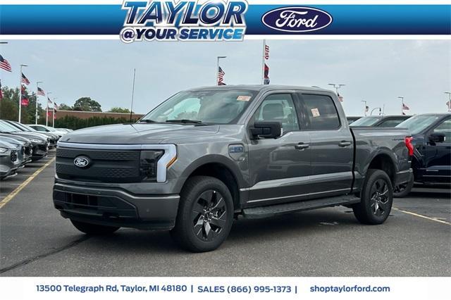 new 2025 Ford F-150 Lightning car