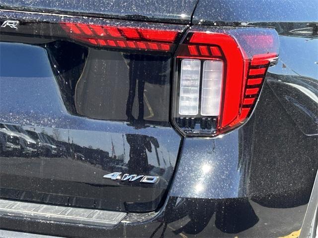 new 2025 Ford Explorer car