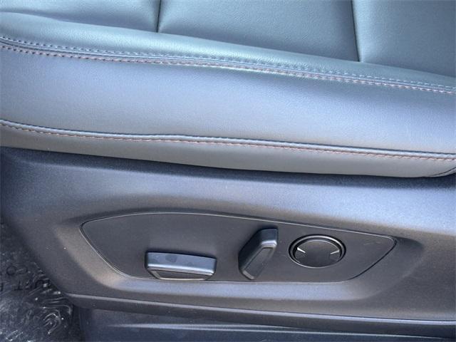 new 2025 Ford Explorer car
