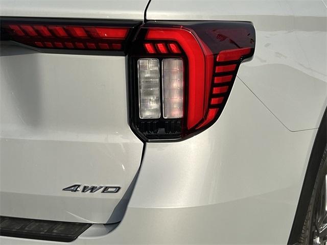 new 2025 Ford Explorer car