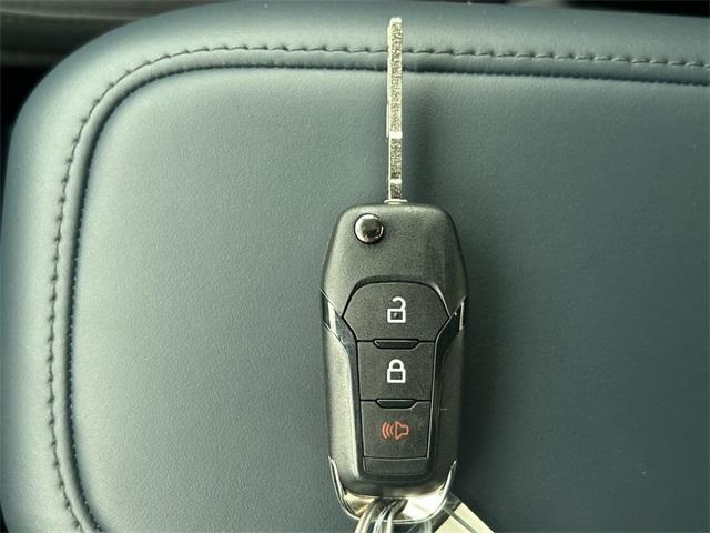 new 2025 Ford Maverick car