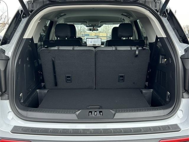 new 2025 Ford Explorer car