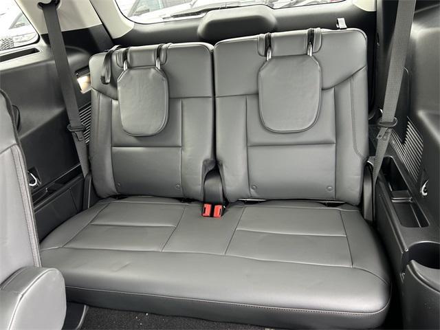 new 2025 Ford Explorer car